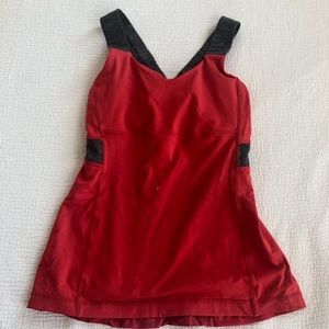 Lululemon Criss cross tank top, sz 4